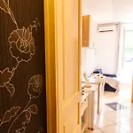 Le Petit, Near Theatre & * 스플리트