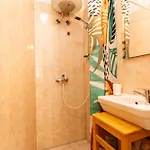 Le Petit, Near Theatre & * 스플리트
